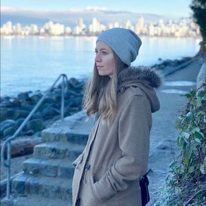 Meet your Posher, Ally